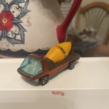 Hot Wheels Redline Heavyweights Orange Cement Mixer *GOOD CONDITION*