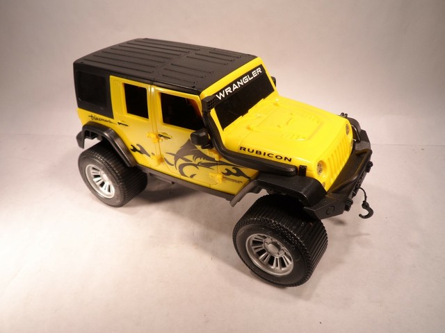yellow jeep toy