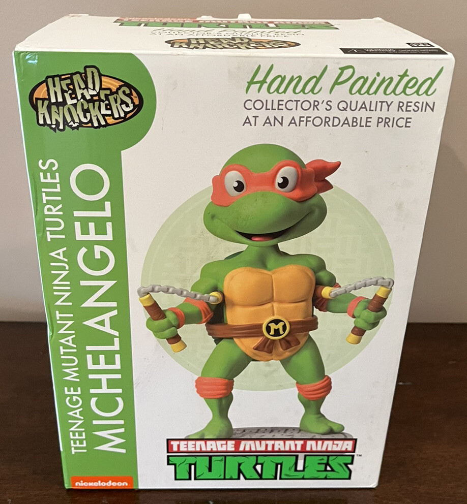NECA HEAD KNOCKERS TMNT TEENAGE MUTANT NINJA TURTLES MICHELANGELO BOBBLEHEAD