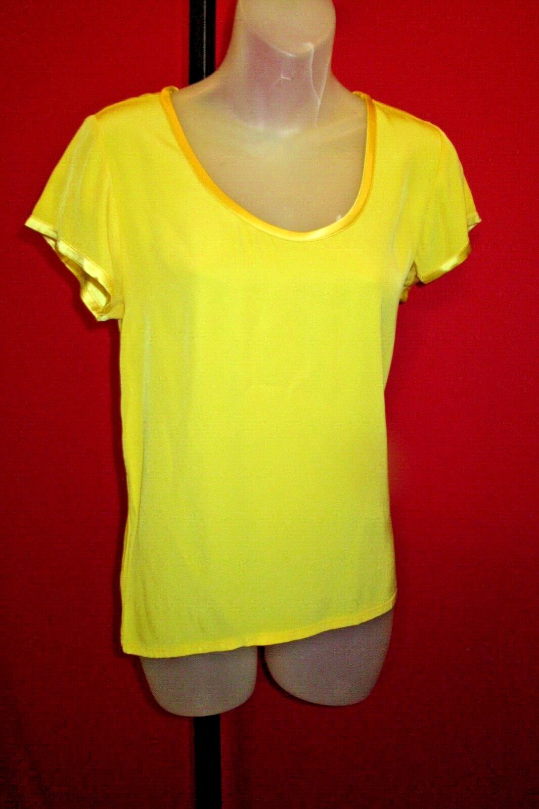 ~~CAMICIA CAMICETTA YVES SAINT LAURENT France giallo soleggiato finiture raso taglia 38 6~~