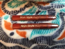 2 Styli Style Styli-style Flat Pencil 1301 Left Bank (sealed) Discontinued