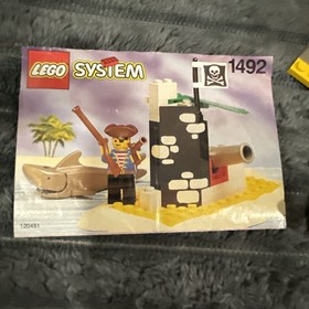 Vintage Lego Pirates Battle Cove 1492 100% Complete with instructions 1992