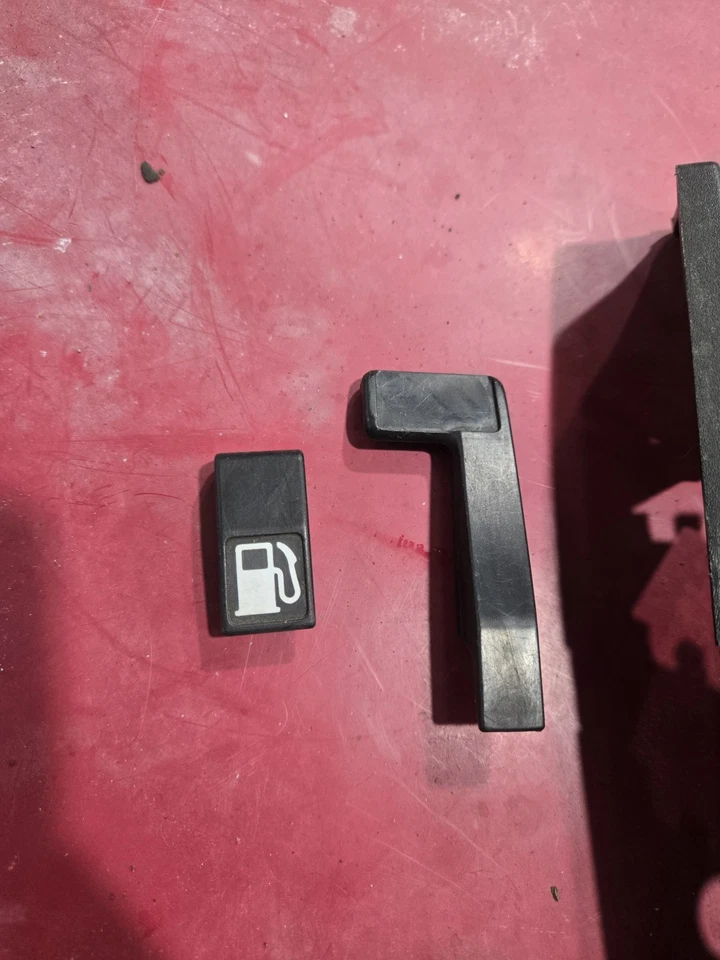 Juego de 3 molduras de palanca de liberación de gasolina para maletero Honda Civic Del Sol 93-97 negras Foto 3 de 4