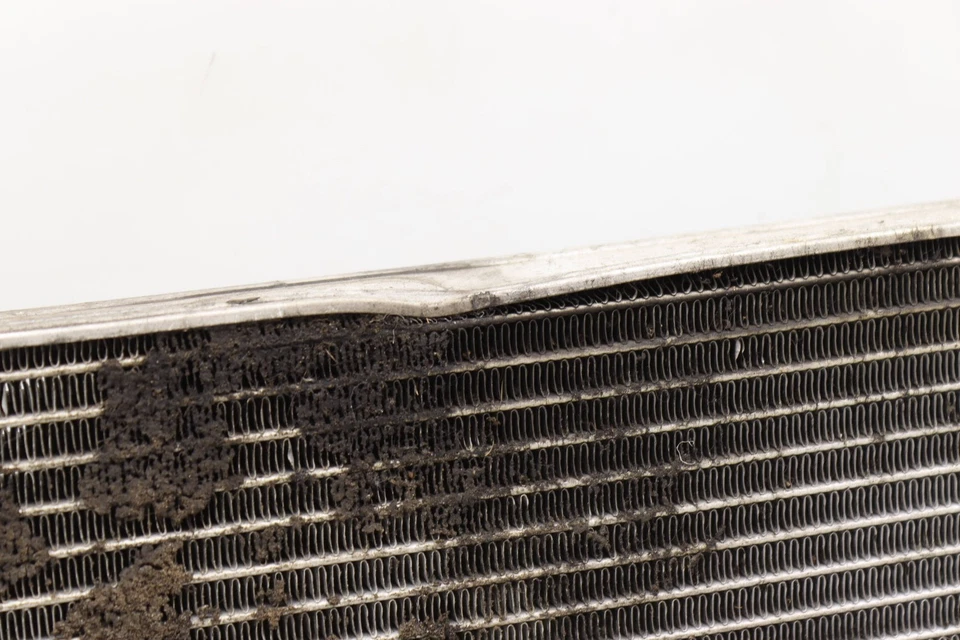 2014-2019 BMW 640I XDRIVE GRAN COUPE 3.0L - Radiator 7625460 - Image 4 of 4