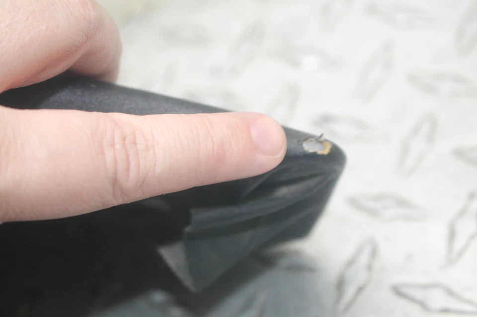 11-15 KAWASAKI NINJA 1000 FRONT DRIVERS SEAT PAD SADDLE PILLION OEM - Image 3 of 4