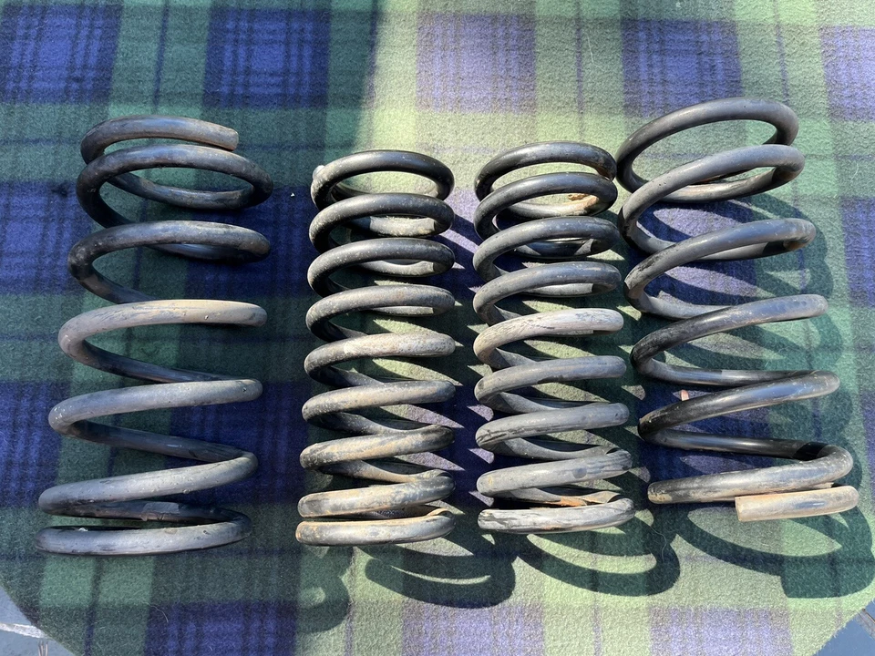 Conjunto de molas Saab 900 Classic OEM SPG F & R (4) - Imagem 4 de 4