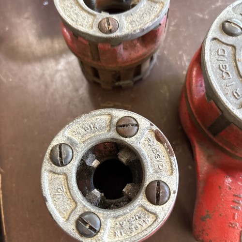 RIDGID 111-R 1/2"-3/4-1 Inch Pipe Threader Dies W/ Ratcheting Head Free Shipping - Picture 3 of 19