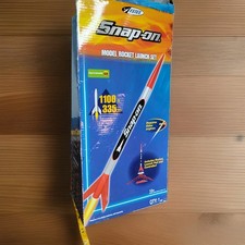 NEW! Snap-On Tools Estes Model Rocket Launch Set LAUNCHER W/ CONTROLLER