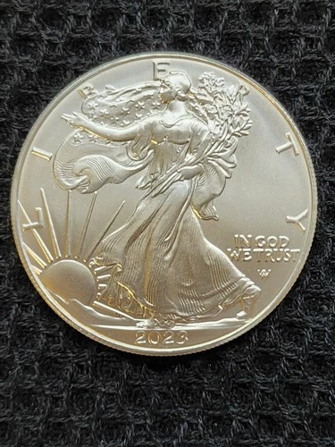 2023 American Silver Eagle 1 OZ Coin GEM BU.   **Free Shipping**
