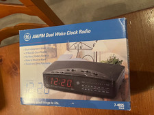 General Electric GE 7-4825 Dual Wake AM/FM Clock Radio Vintage NEW