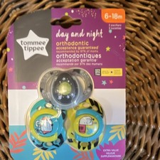 Tommee Tippee Day Night Orthodontic Pacifiers BPA-Free 3 Pack 6-18m