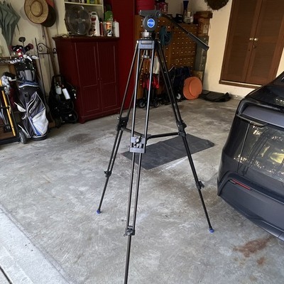 Benro KH25N Video Tripod w/ Fluid Head Pan Handle Adjustable Legs