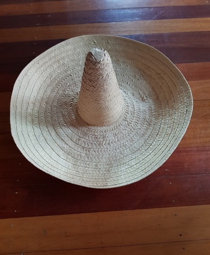 LARGE SOMBRERO NATURAL STRAW HAT - HAT 