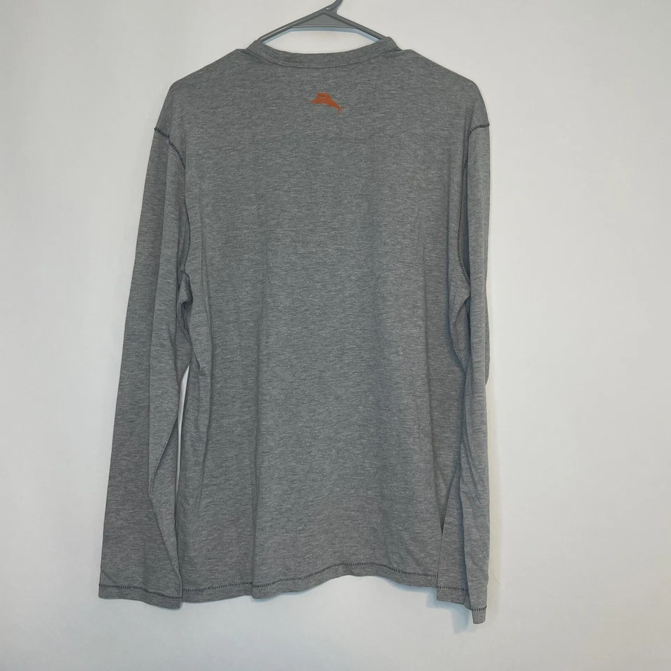 New Tommy Bahama Women’s NFL Chicago Bears L/S Shirt Gray Graphic Size Medium - Image 2 of 4