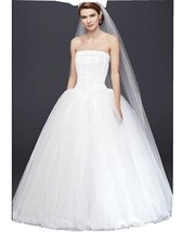 David's Bridal Wedding Dress WITH UNDERSKIRT White Model NT8017 16W