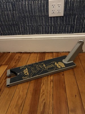 Tilt Scooter Deck Gray Black Gold Graphic Design for Kick Scooter Replacement