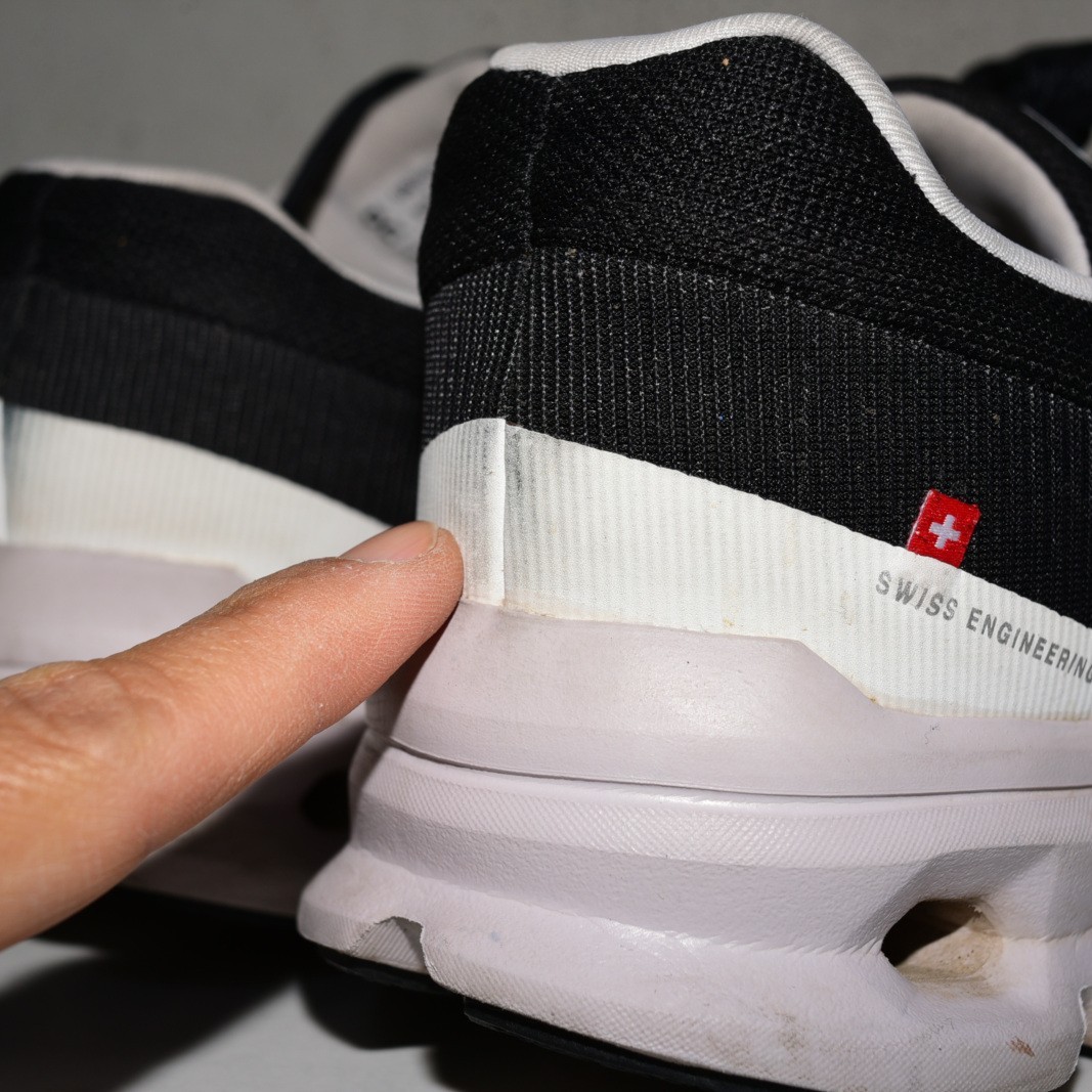 On Running Cloudrunner Eclipse/Black Women US 9 /… - image 12