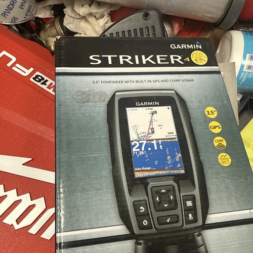 Garmin STRIKER 4 Fishfinder with 4-Pin 77/200kHz TM Transducer 010-01550-00 - Picture 4 of 5