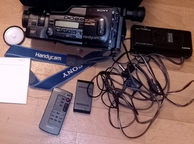 Handycam Hi8 (CCD-V600E) 90er