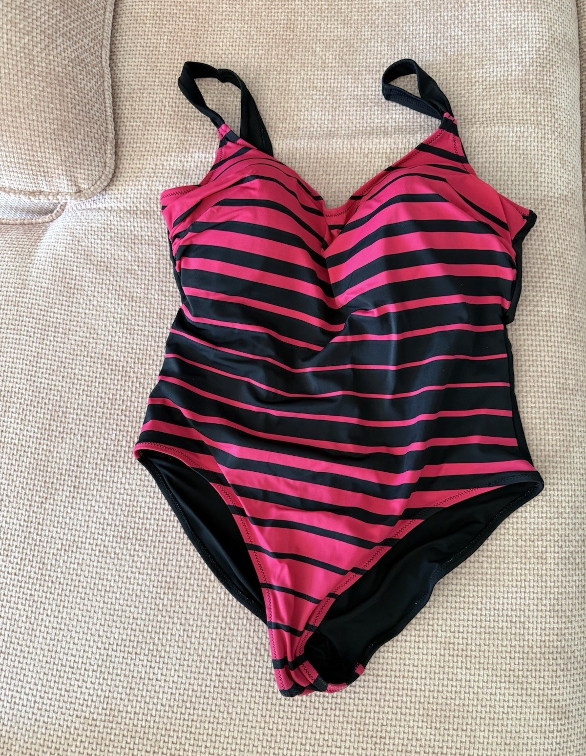 Women's Size 16 One Piece Swimsuit Pink Black Striped Adjustable Stretch Lined