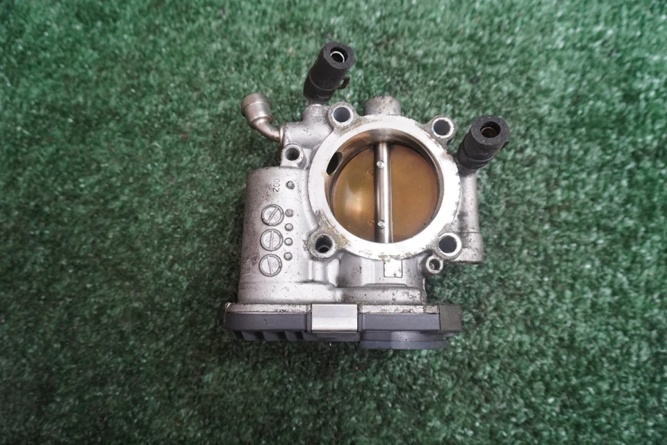 Chevrolet Cruze 2014 2015 2016 carrocería del acelerador del motor de 1,8 L fabricante original 98 k millas 55577375 Foto 2 de 4