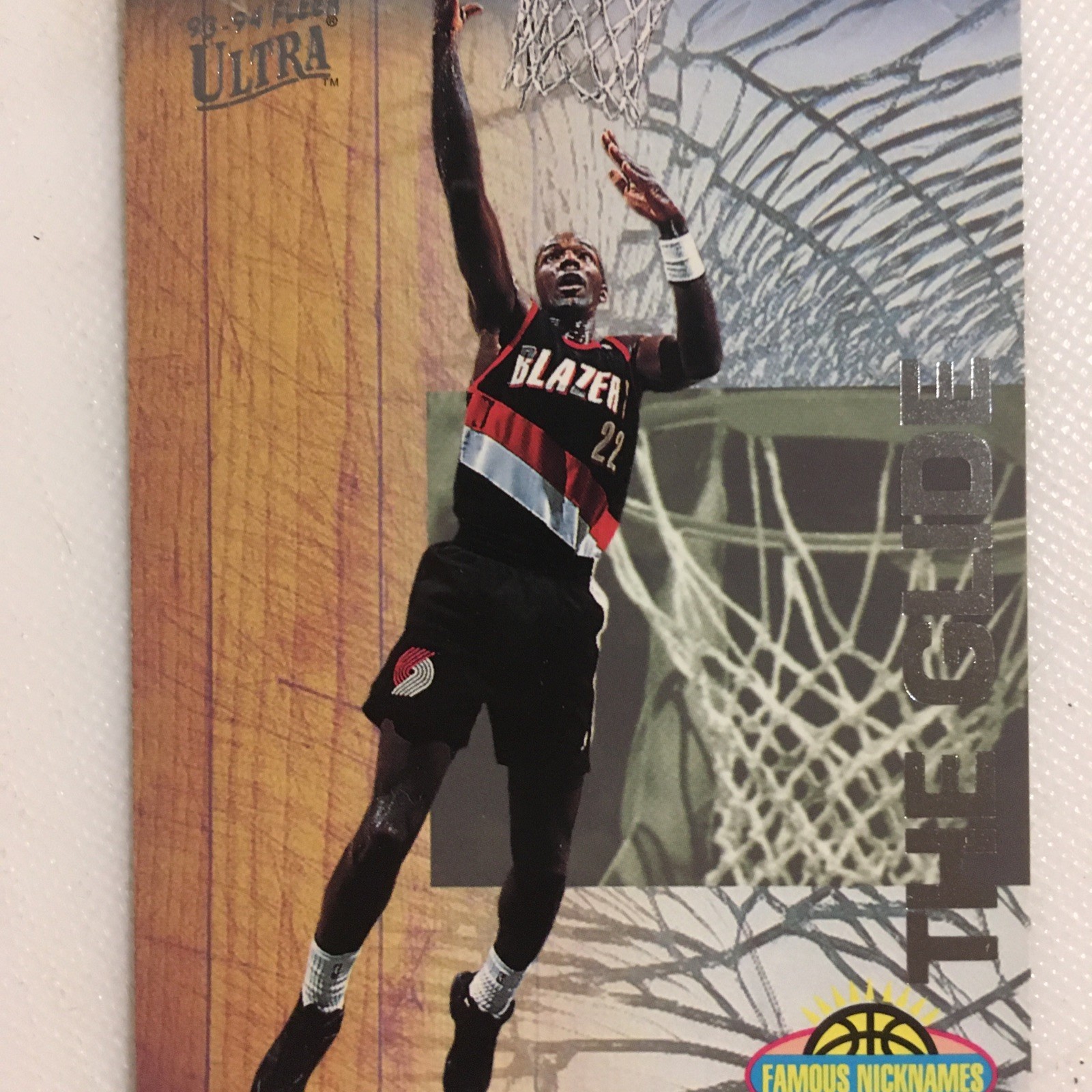 1993-94 Ultra Card #4 Clyde Drexler Famous Nicknames Portland Trailblazers