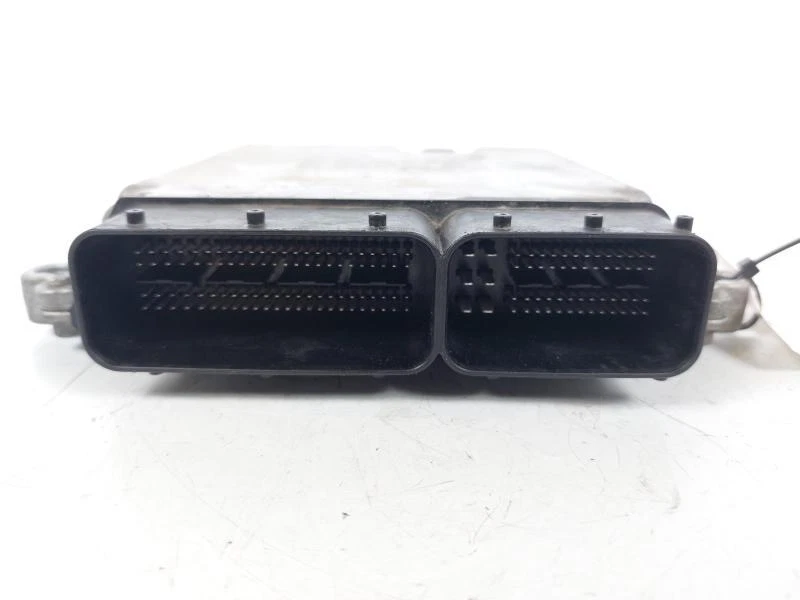 0281030192 CENTRALINA MOTORE ECU BOSCH MERCEDES-BENZ CLASSE C (W205) T-MODEL 1.6 - Immagine 2 di 3