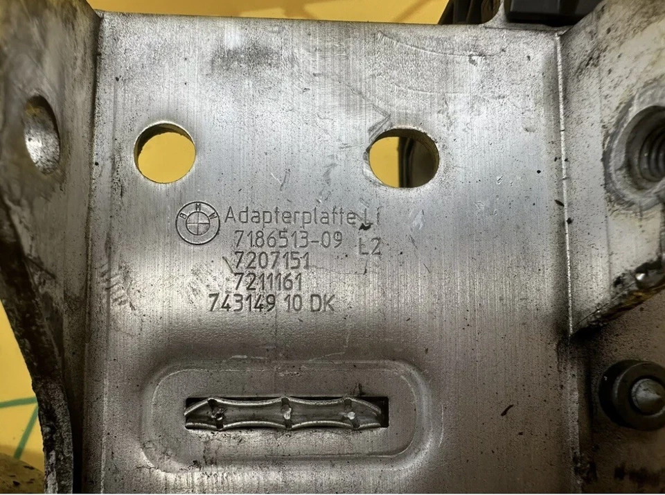 BMW 640i 550I 535 550 2011-2016 soporte placa adaptador radiador delantero izquierdo Foto 2 de 4