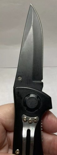 Beautiful BLACK STEEL Pocket folding k.n.i.f.e. - Picture 4 of 6