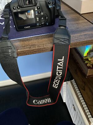Canon EOS Rebel XS and accesories Black EF-S 18-55mm IS Lens Kit - Black 
