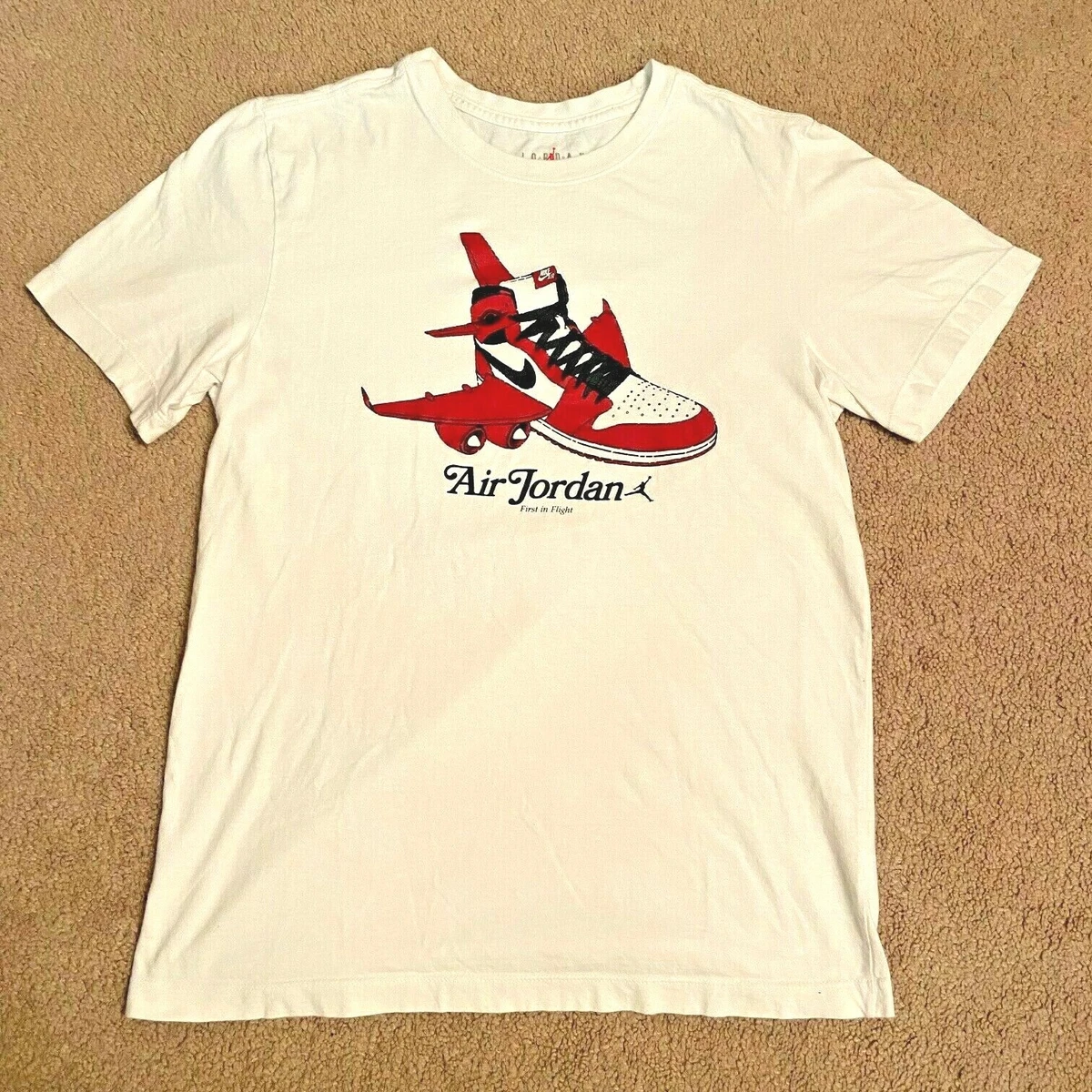 Air Jordan First In Flight T-Shirt - Size S - Nike AJ1 Chicago