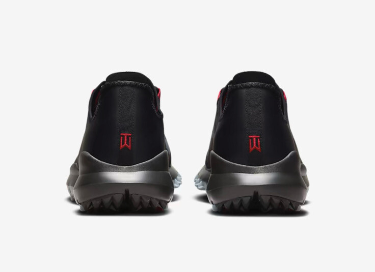 Size 9.5 Nike Tiger Woods TW '13 Golf Shoes “Black Stealth Size 9.5 Nike Tiger Woods TW '13 Golf Shoes “Black Stealth