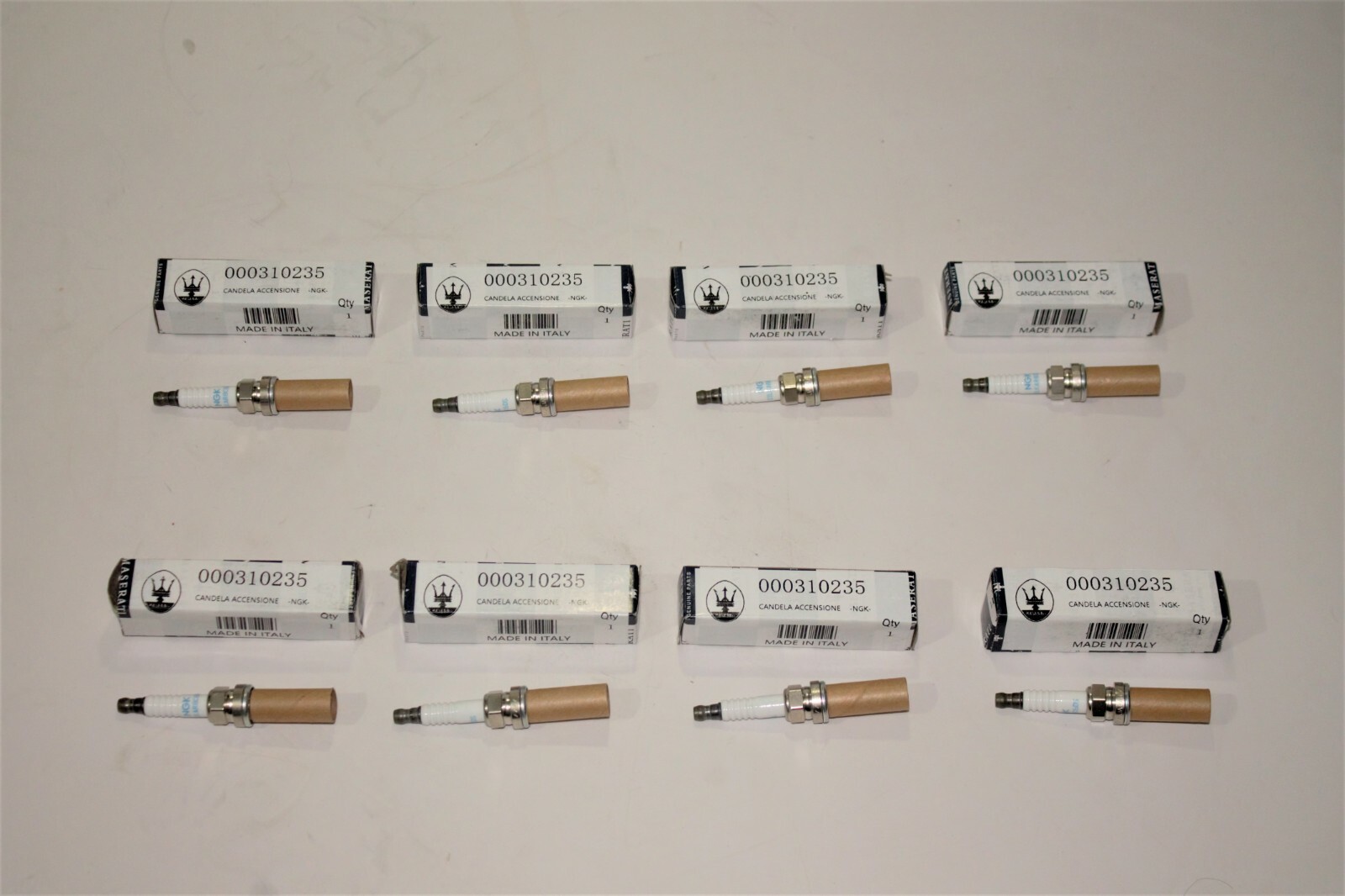 Maserati Ghibli Quattroporte GTS & Levante Spark Plugs Set Of 8 - Genuine