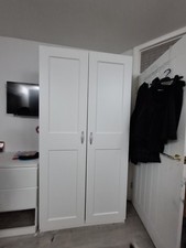 Single  White  Wadrobe