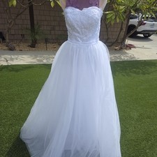 Davids Bridal  Wedding Dress Womens 8/10 White A-Line Princess Quinceañera
