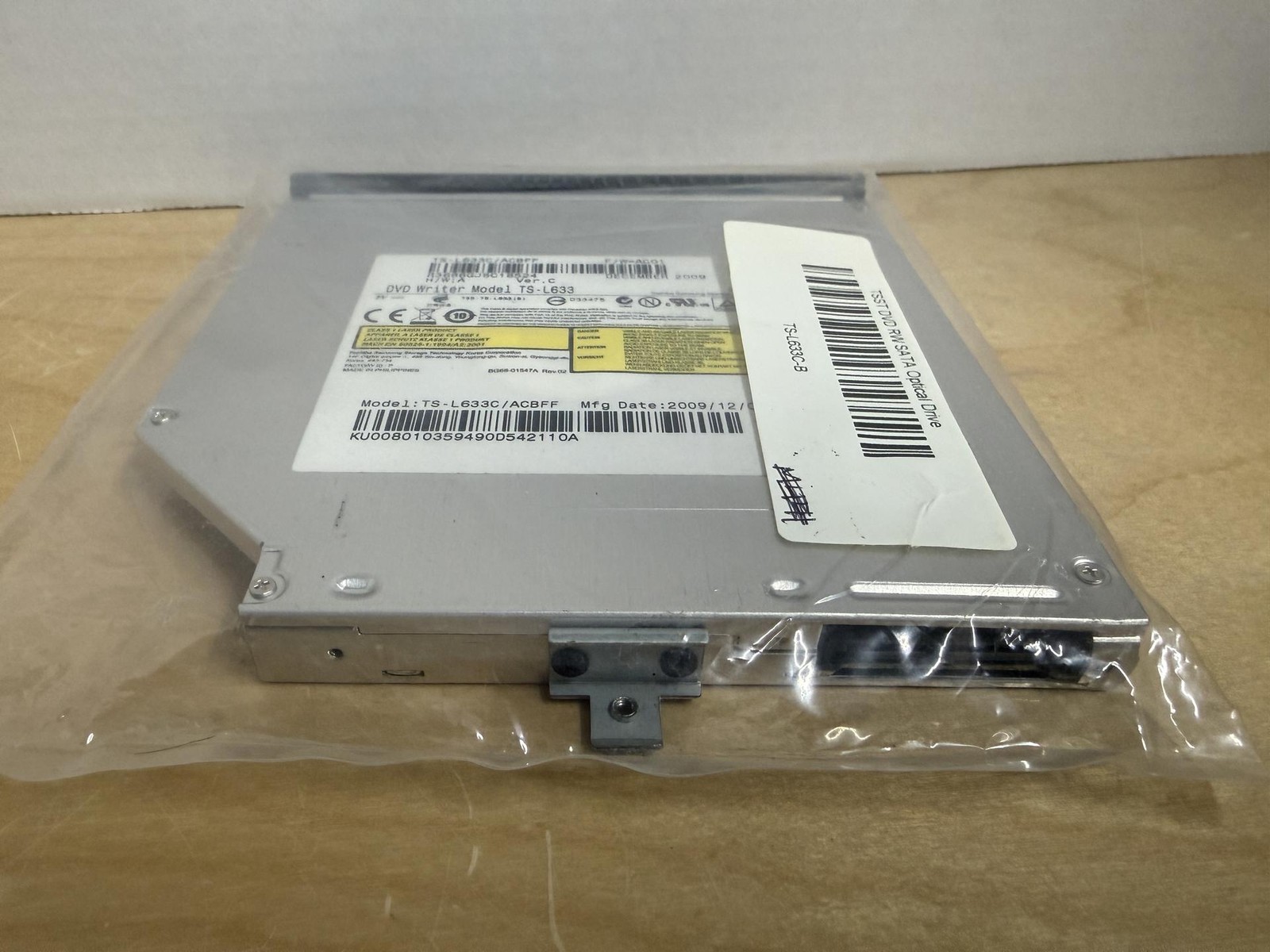 Toshiba Samsung TS-L633 TS-L633C/ACBFF TSST DVD-RW SATA Optical Drive