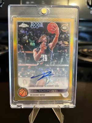 2023 Topps Chrome -Ariel Hukporti Gold Refractor, Autograph /50