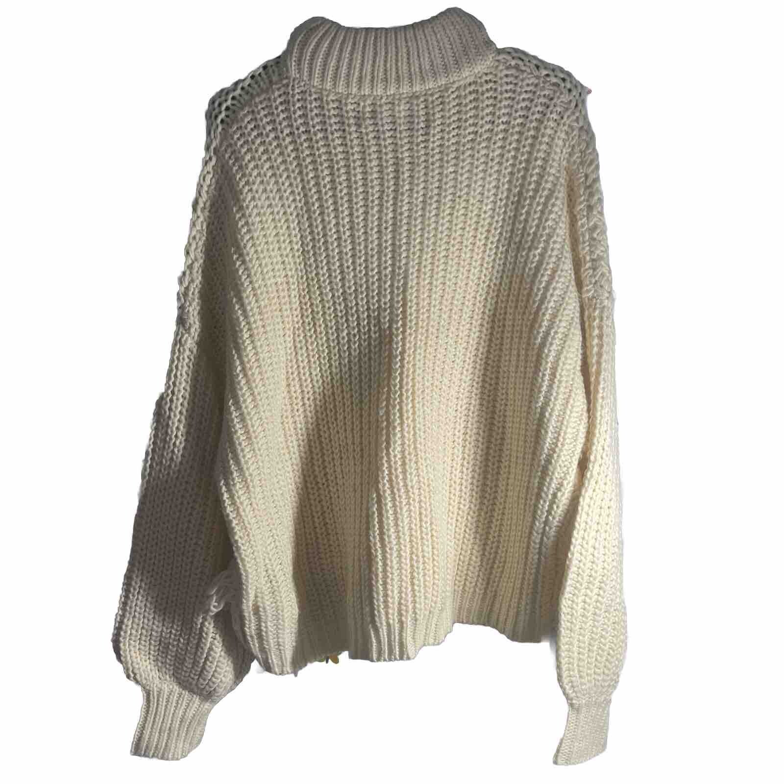 Universal Thread Chunky Knit Loop Fringe  Sweater… - image 4
