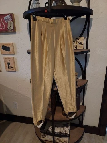 AWESOME VINTAGE 1980s GOLD LAME STRETCH STIRRUP PANTS LADIES SIZE 12 IMMACULATE!