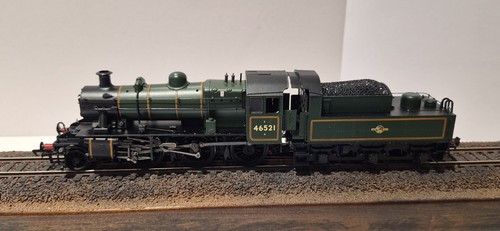 Bachmann 32-825 Ivatt 2mt 465021, BR Forrado Verde, Cresta Tardía. DCC Ready. | Condition: Used