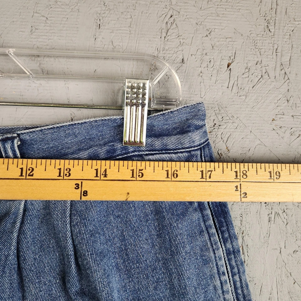 Vintage Trader Bay Shorts Mens 34 Blue Denim Relaxed Fit Pleated Casual Jean 90s - Image 3 of 4