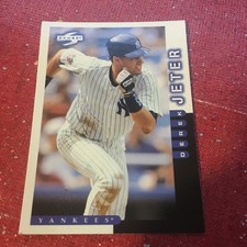 1997 Score Baseball - #22 Derek Jeter New York Yankees 
