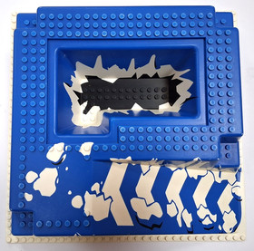 LEGO 32x32 Raised Baseplate 2552, Blue White, Ramp, Pit, Ice Planet Set 6983