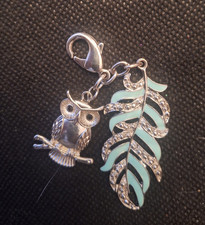 Owl and Leaves Key Chain clip-on - e9768uxx