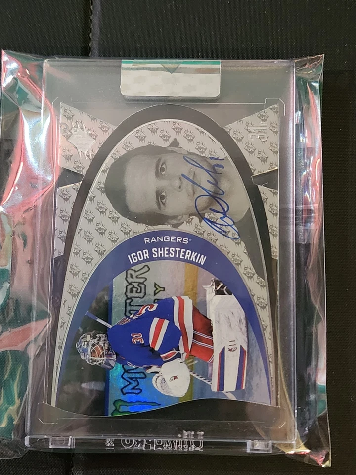 Igor Shesterkin 2022-23 UD Clear Cut Hockey Autograph Rangers - Image 3 of 4