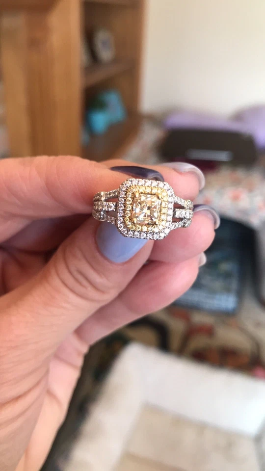 Кольцо из 18-каратного золота с фантазийным натуральным желтым и белым бриллиантом в стиле гало 1,24 карата - Изображение 4 из 4