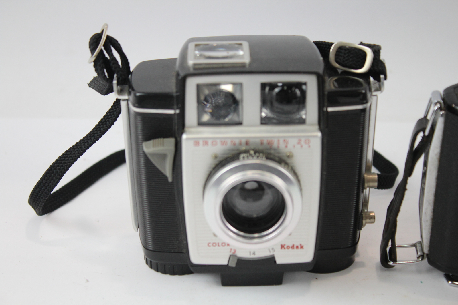 6 x VINTAGE CAMERAS Inc. Kodak, Ensign & Zeiss Ikon Etc. w/ Some Cases