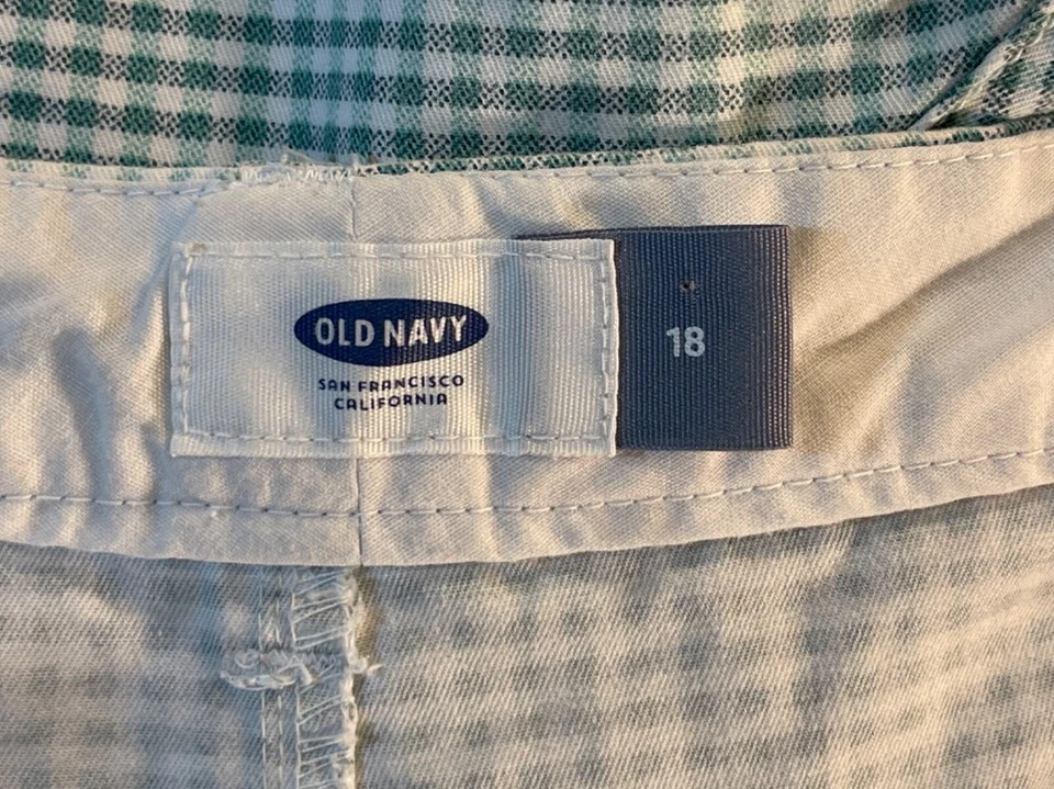 Pantalones Cortos OLD NAVY Verde y Blanco Cuadros Cremallera Bolsillos Mosca Para Mujer Talla 18 Foto 4 de 4