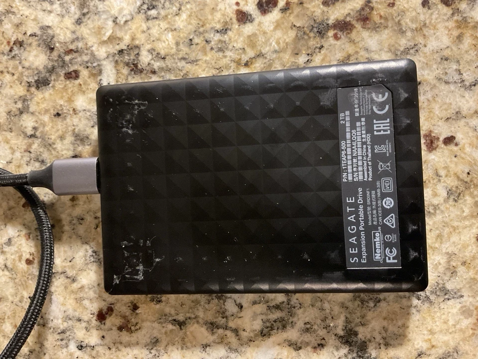 Seagate 2TB External, 5200 RPM, 2.5in (STKB1000400) Hard Drive - Image 2 of 2