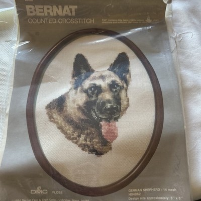 Bernat Counted Cross Stitch 1984 German Shepherd Kit  14 Mesh H04062 Vintage